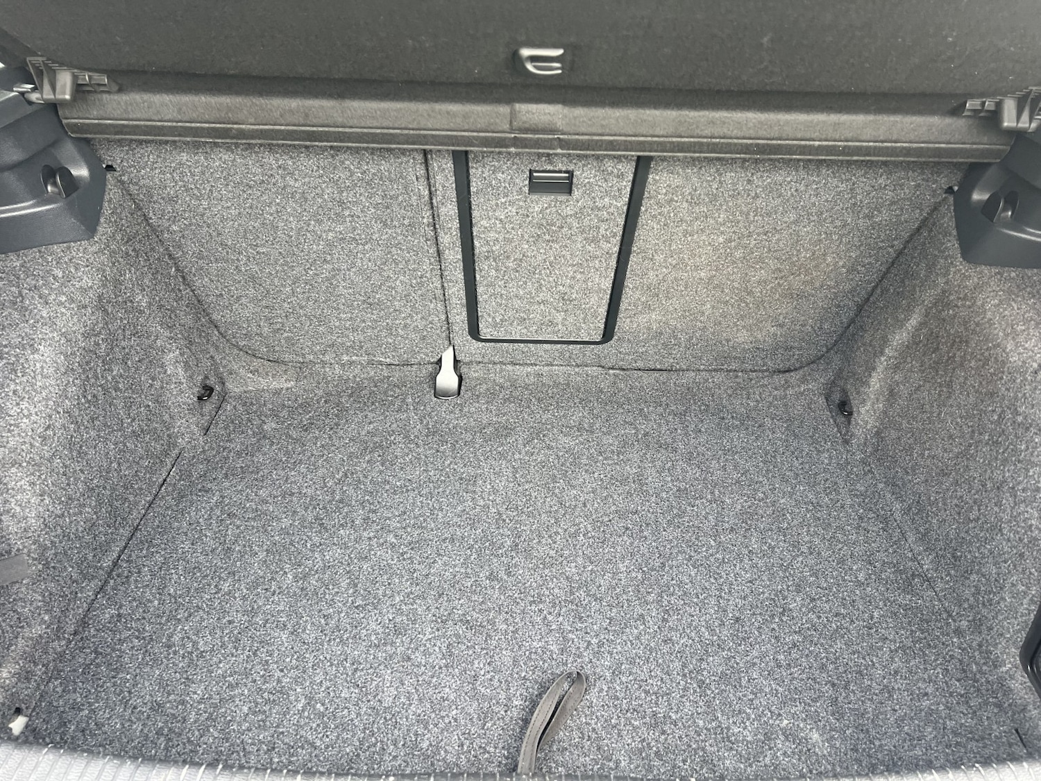 Used Volkswagen Golf 2011 for sale - 77709061: Photo 19