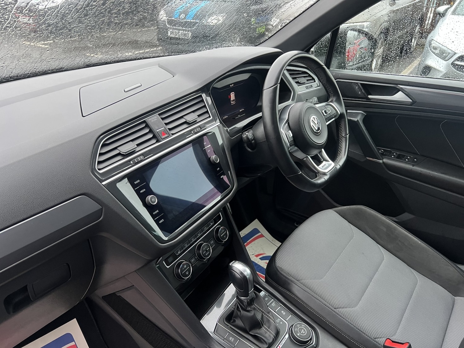 Used Volkswagen Tiguan 2017 for sale - 77991668: Photo 14