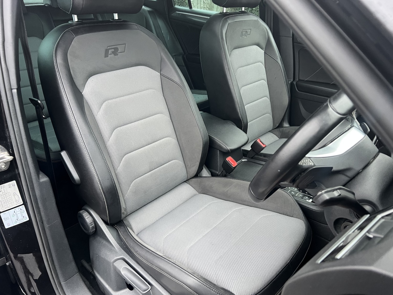 Used Volkswagen Tiguan 2017 for sale - 77991668: Photo 28