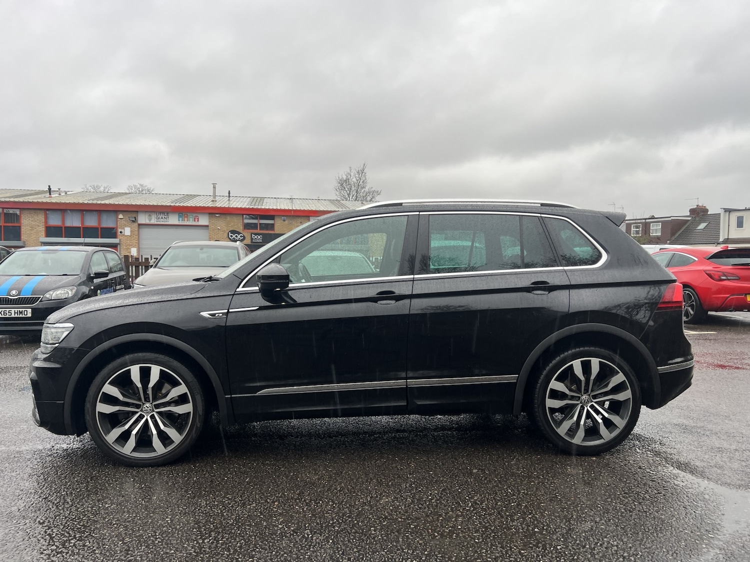 Used Volkswagen Tiguan 2017 for sale - 77991668: Photo 6