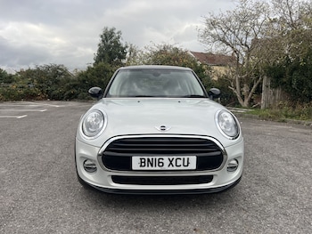 Used MINI Hatch 2016 for sale - 76397072: Photo