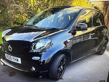 2019 - 0.9 Turbo Urban Shadow Edition 5dr Auto