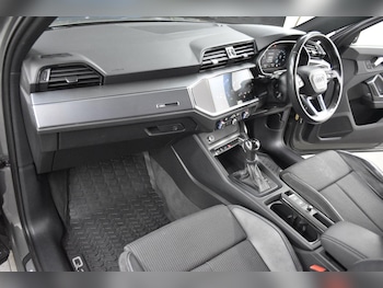 Used Audi Q3 2021 for sale - 78935219: Photo
