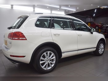Used Volkswagen Touareg 2011 for sale - 78933859: Photo
