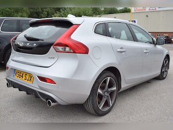 Used Volvo V40 2015 for sale - 78965269: Photo