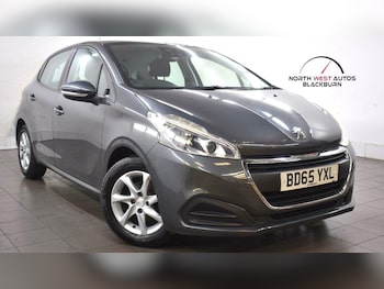 Used Peugeot 208 2015 for sale - 79012153: Photo