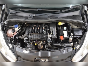 Used Peugeot 208 2015 for sale - 79012153: Photo