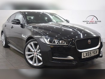 Used Jaguar XE 2015 for sale - 78933784: Photo