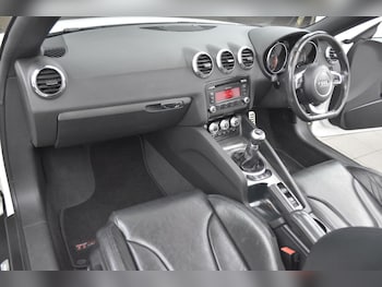 Used Audi TT 2011 for sale - 78934255: Photo