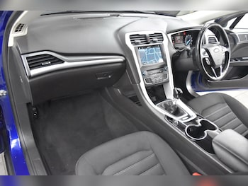 Used Ford Mondeo 2017 for sale - 78933476: Photo