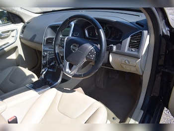 Used Volvo XC60 2014 for sale - 79201529: Photo