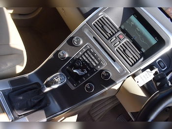 Used Volvo XC60 2014 for sale - 79201529: Photo