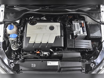 Used Volkswagen Scirocco 2009 for sale - 78934260: Photo