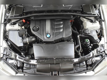 Used BMW 3 Series 2010 for sale - 78935122: Photo