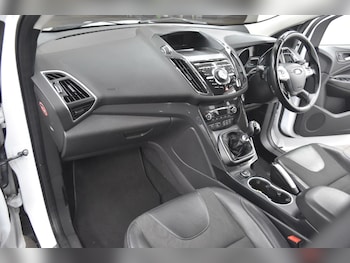 Used Ford Kuga 2015 for sale - 78933457: Photo
