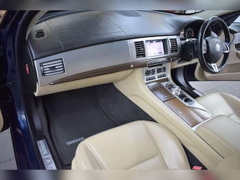 Used Jaguar XF 2012 for sale - 78934514: Photo