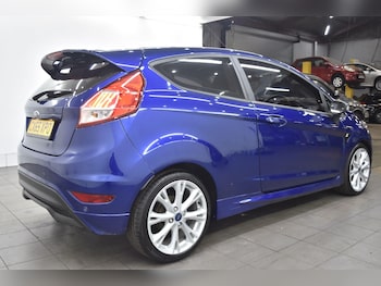 Used Ford Fiesta 2015 for sale - 78935378: Photo