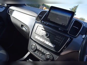 Used Mercedes-Benz GLE 2018 for sale - 79328617: Photo