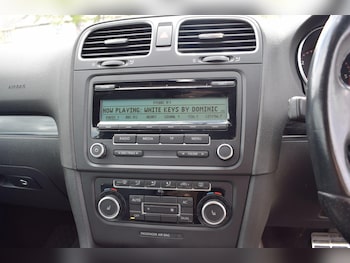 Used Volkswagen Golf 2011 for sale - 78933852: Photo