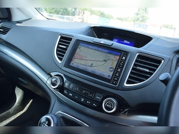 Used Honda CR-V 2015 for sale - 79235802: Photo