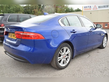 Used Jaguar XE 2018 for sale - 79441813: Photo