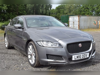 Used Jaguar XF 2016 for sale - 79324679: Photo