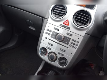 Used Vauxhall Corsa 2011 for sale - 78933584: Photo