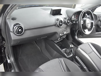 Used Audi A1 2014 for sale - 78934473: Photo