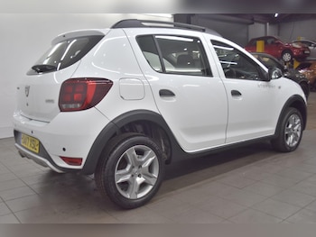 Used Dacia Sandero Stepway 2017 for sale - 78935381: Photo