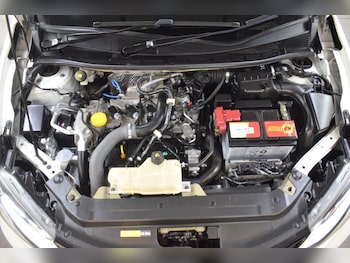Used Nissan Pulsar 2017 for sale - 78933640: Photo