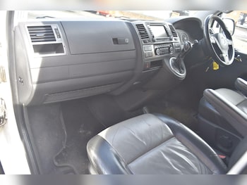 Used Volkswagen Caravelle 2013 for sale - 78933490: Photo
