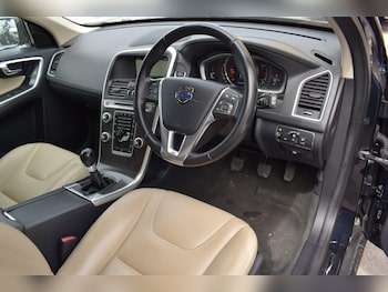 Used Volvo XC60 2015 for sale - 78946745: Photo