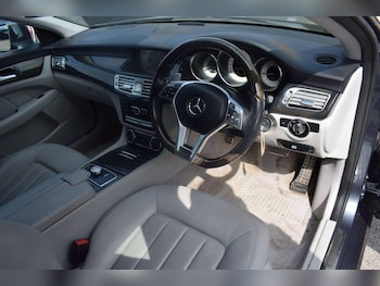 Used Mercedes-Benz CLS 2013 for sale - 78988963: Photo