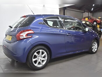 Used Peugeot 208 2012 for sale - 78965932: Photo