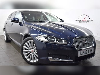 Used Jaguar XF 2015 for sale - 78933709: Photo