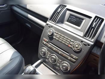 Used Land Rover Freelander 2014 for sale - 79039089: Photo