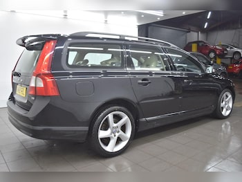 Used Volvo V70 2008 for sale - 78934787: Photo