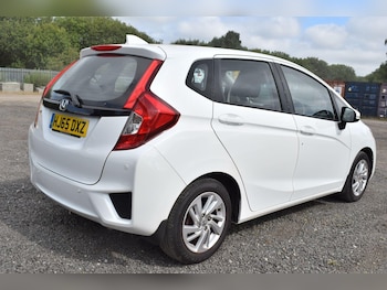 Used Honda Jazz 2015 for sale - 79324363: Photo