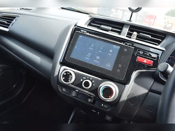 Used Honda Jazz 2015 for sale - 79324363: Photo
