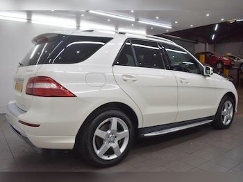 Used Mercedes-Benz M Class 2012 for sale - 78934503: Photo