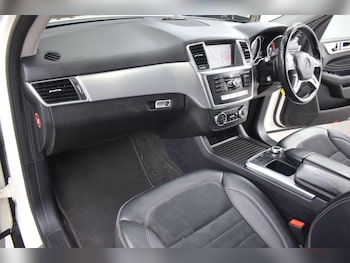Used Mercedes-Benz M Class 2012 for sale - 78934503: Photo