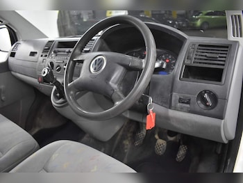 Used Volkswagen Transporter 2004 for sale - 78934781: Photo