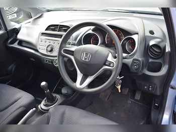 Used Honda Jazz 2010 for sale - 78933804: Photo