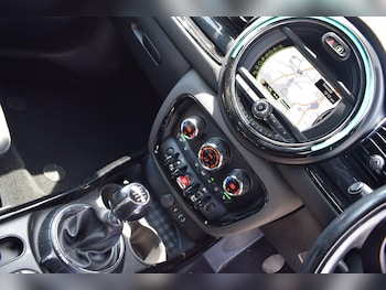 Used MINI Clubman 2015 for sale - 79011973: Photo