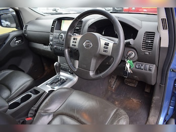 Used Nissan Navara 2012 for sale - 78935240: Photo