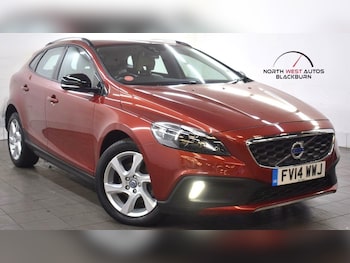 Used Volvo V40 2014 for sale - 79453269: Photo