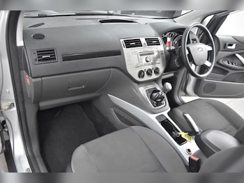 Used Ford Kuga 2010 for sale - 78933515: Photo
