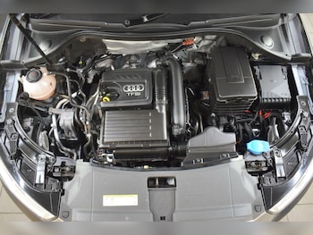 Used Audi Q3 2017 for sale - 78934629: Photo