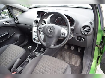 Used Vauxhall Corsa 2013 for sale - 79132340: Photo