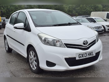 Used Toyota Yaris 2013 for sale - 78965245: Photo